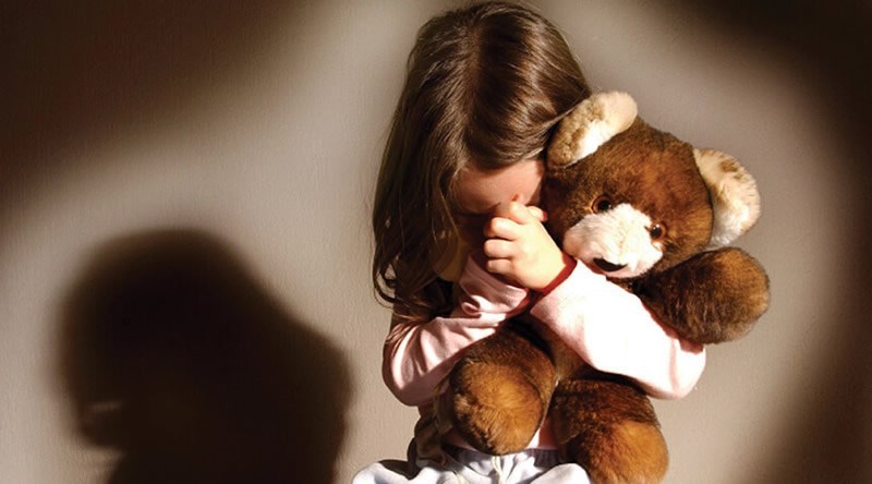 HOMEM É ACUSADO DE ESTUPRAR A FILHA DE 11 ANOS APÓS DOPÁ-LA - News Rondônia