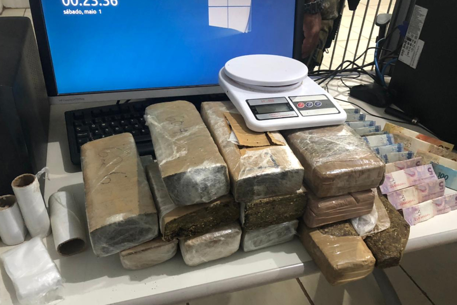 Força Tática do 9º BPM explode boca de fumo no Monte Sinai - News Rondônia