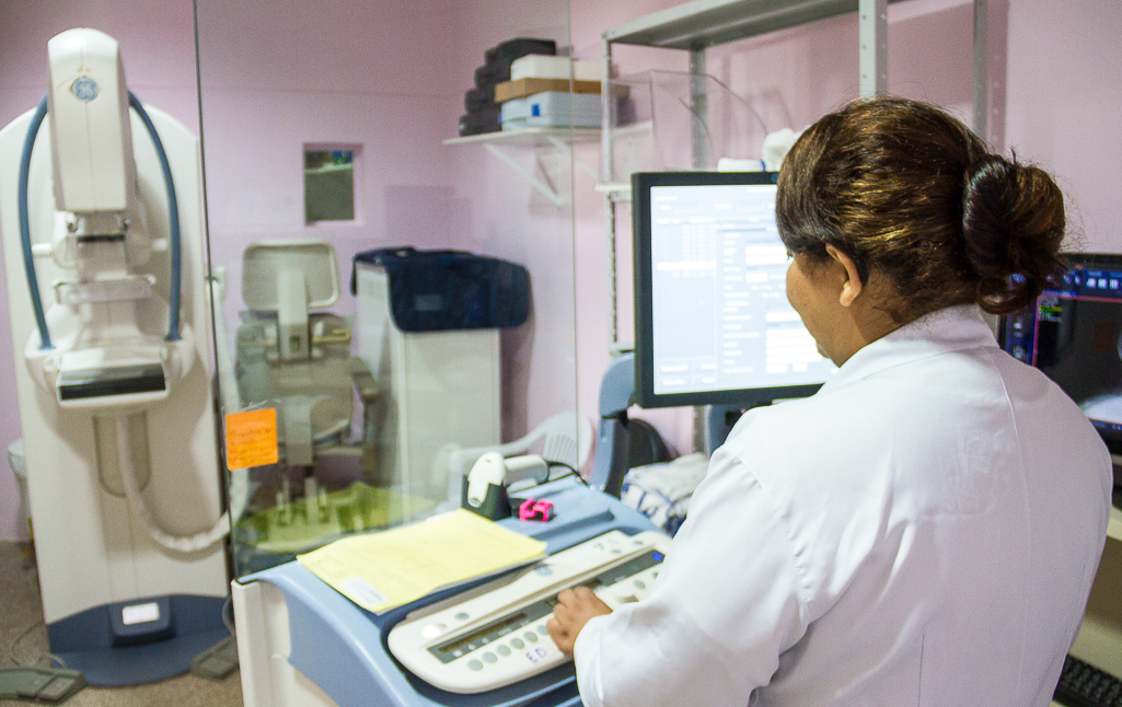 SECRETARIA ESTADUAL DE SAÚDE ALERTA PARA PREVENÇÃO AO CÂNCER DE MAMA E COLO DE ÚTERO - News Rondônia