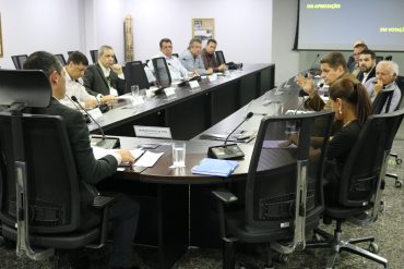 COMPANHIA DE MINERAÇÃO DE RONDÔNIA RECEBERÁ R$ UM MILHÃO COM A META DE PRODUZIR 25 MIL TONELADAS DE CALCÁRIO POR MÊS - News Rondônia