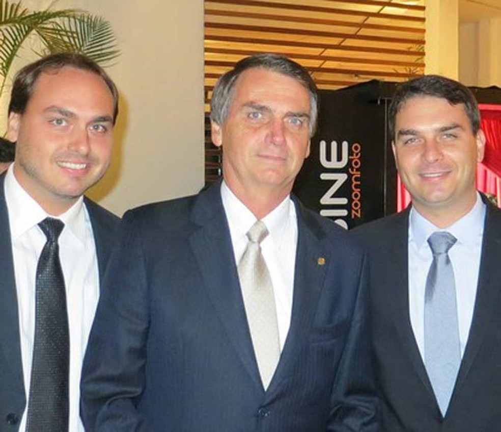 GOLPE: Hackers usam cartão de Bolsonaro e gastam R$ 290 mil em farra no Chile - News Rondônia