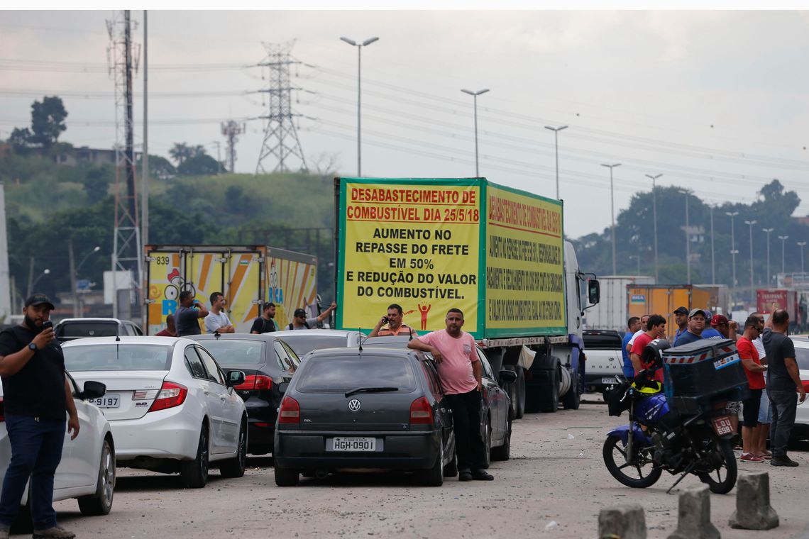 ACOMPANHE O 4º DIA DE GREVE DOS CAMINHONEIROS PELO BRASIL - News Rondônia
