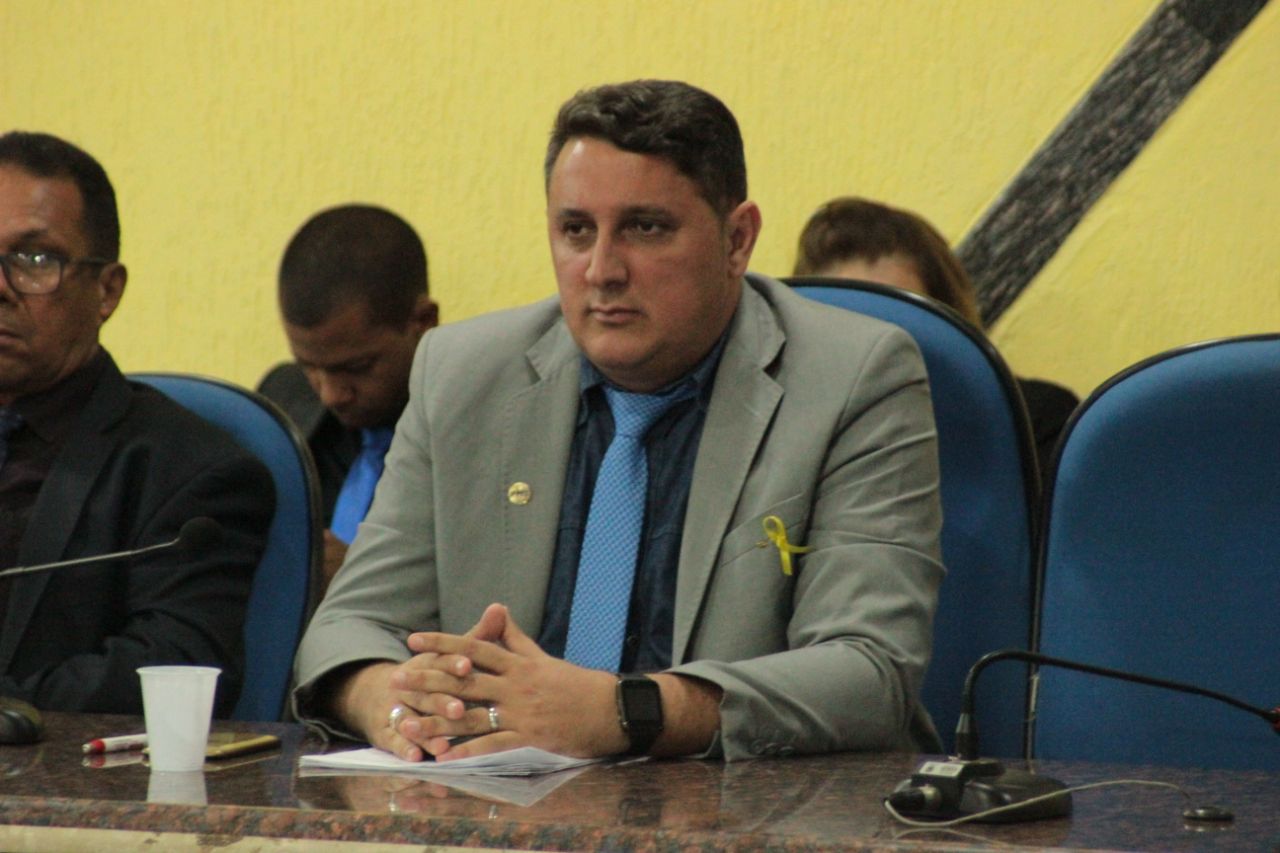 JÚNIOR CAVALCANTE ACOMPANHA O PROCESSO DE DRENAGEM E PAVIMENTAÇÃO DOS BAIRROS IGARAPÉ E LAGOA - News Rondônia