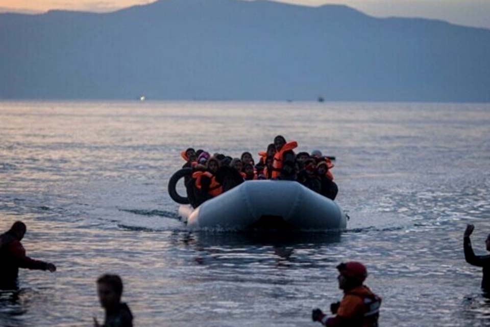 SETE PESSOAS MORREM EM NAUFRÁGIO DE BARCO DE IMIGRANTES NA TURQUIA - News Rondônia