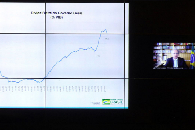 Guedes diz que governo vai liberar R$ 1 bi para educação - News Rondônia
