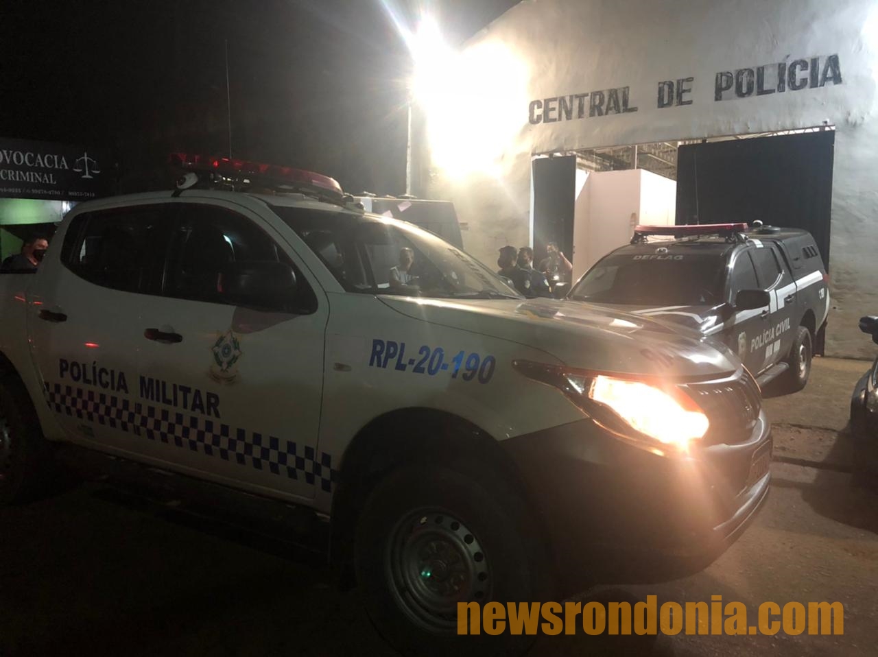Mulher usa faca para cortar cabelo de adolescente durante briga em Candeias do Jamari - News Rondônia