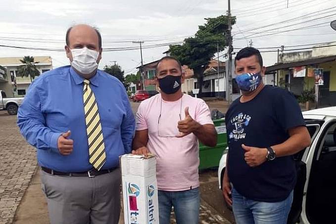 DISTRITO DE DEMARCAÇÃO - Vereador Júnior Queiroz tem pedido de providência atendido e entrega bomba d'água - News Rondônia