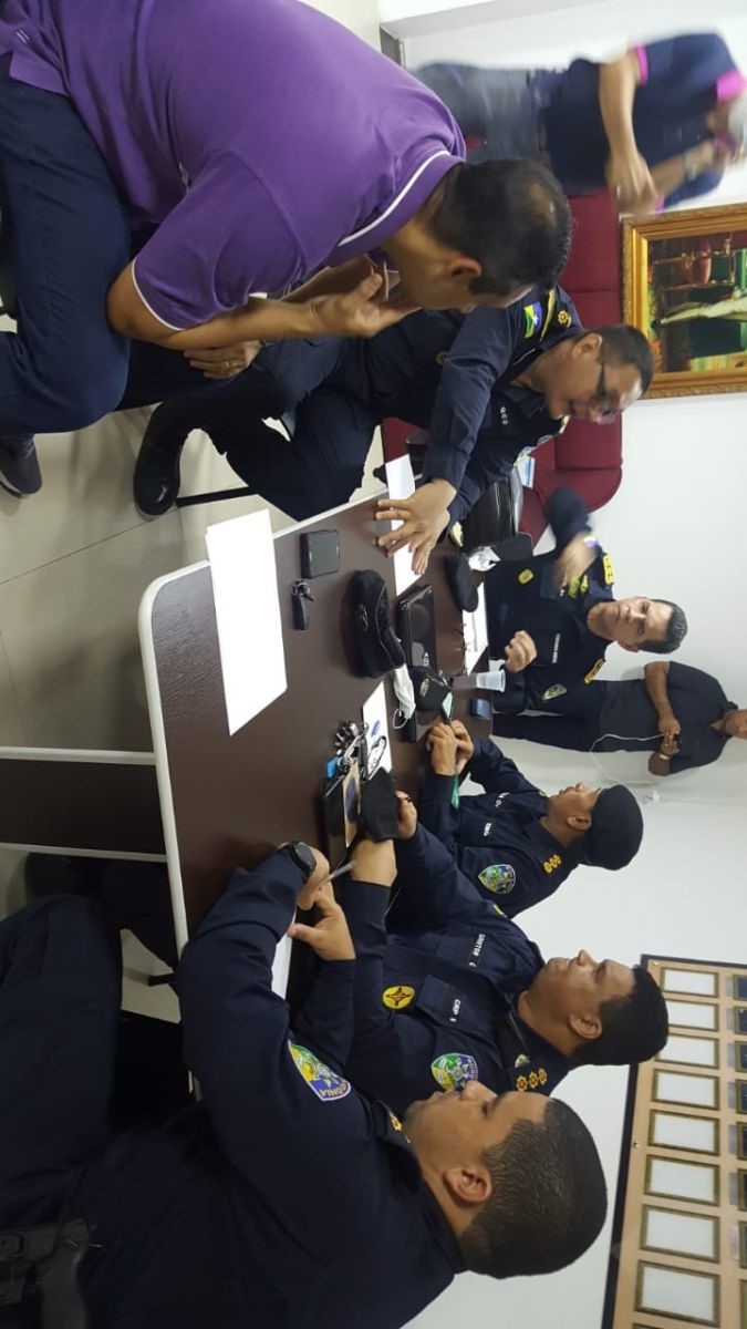 Nota a imprensa - Policiais militares são emboscados durante averiguação de homicídio em fazenda - News Rondônia