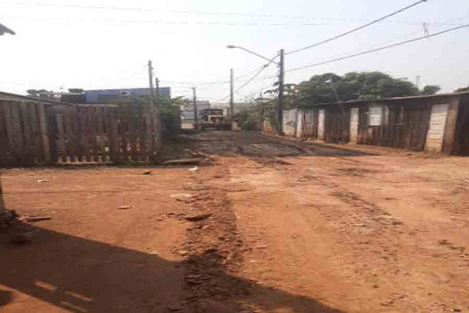 Vereador Valtinho Canuto tem pedido de Encascalhamento e limpeza da Rua São José atendido pela SEMOB - News Rondônia