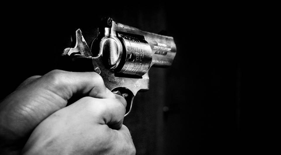 NEWS URGENTE: AGENTE PENITENCIÁRIO E MAIS DOIS SÃO BALEADOS NA COHABINHA - News Rondônia