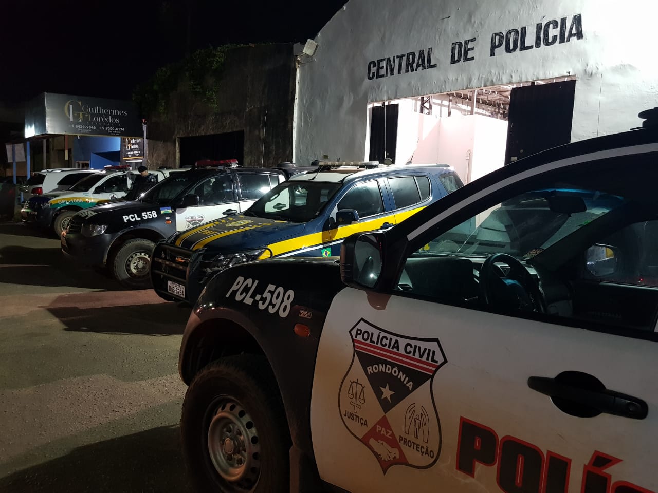 NA TABACARIA: Homem é preso por homofobia após xingar cliente - News Rondônia