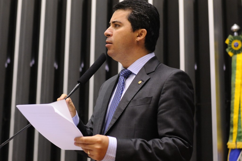 MARCOS ROGÉRIO VAI TRABALHAR POR REGULARIZAÇÃO FUNDIÁRIA - News Rondônia