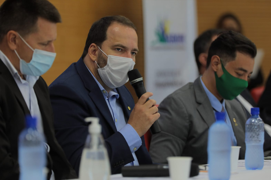 Presidente Alex Redano prestigia Roda de Conversa promovida pela Arom - News Rondônia