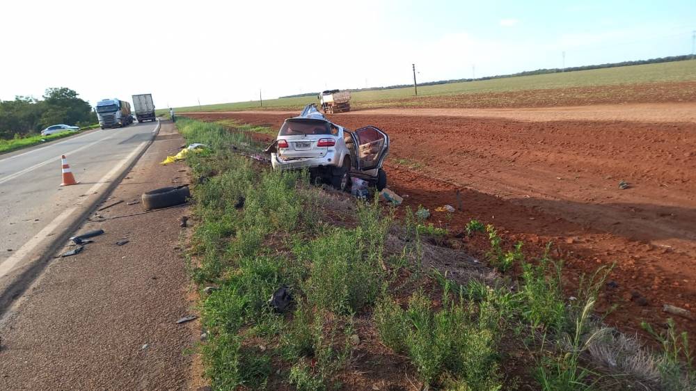 TRAGÉDIA - Doze pessoas morrem em acidente com ambulância; veja fotos - News Rondônia