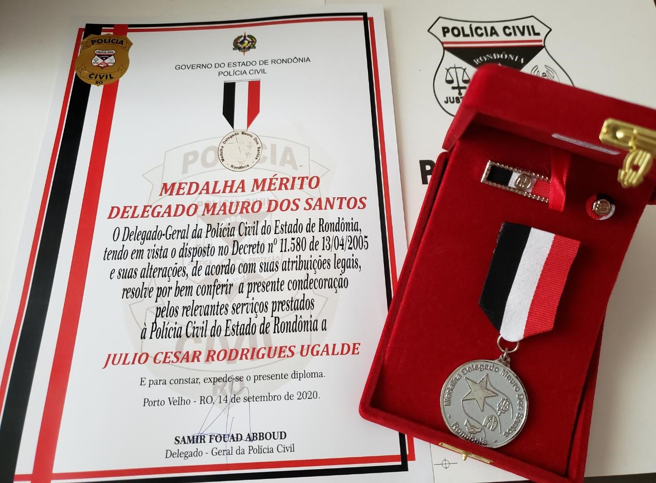 Professor do curso de Direito da UNIRON recebe medalha de honra ao mérito da Polícia Civil - News Rondônia