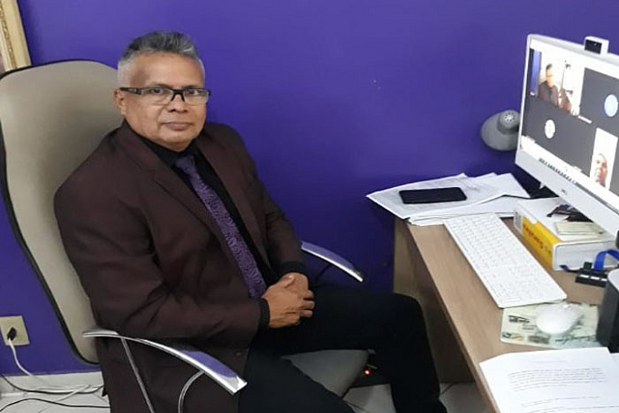 Vereador Valtinho Canuto solicita a SEMOB reparo e ampliação de calçadas - News Rondônia