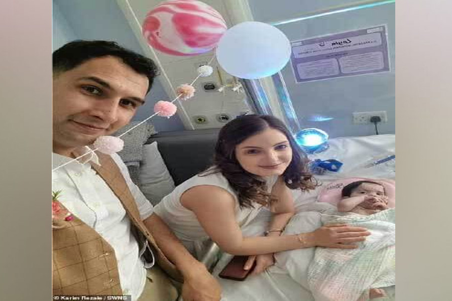 Pais se casam em hospital para filha internada participar da cerimônia - News Rondônia