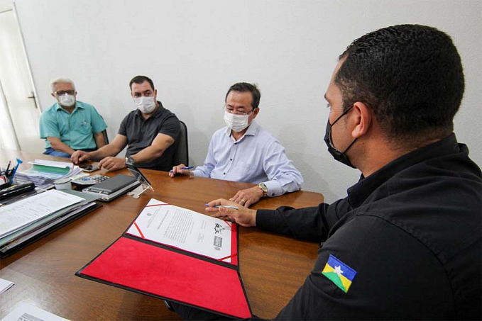 ESPORTE: Governo e prefeitura assinam termo de adesão para Vilhena sediar Jogos Intermunicipais de Rondônia em novembro - News Rondônia