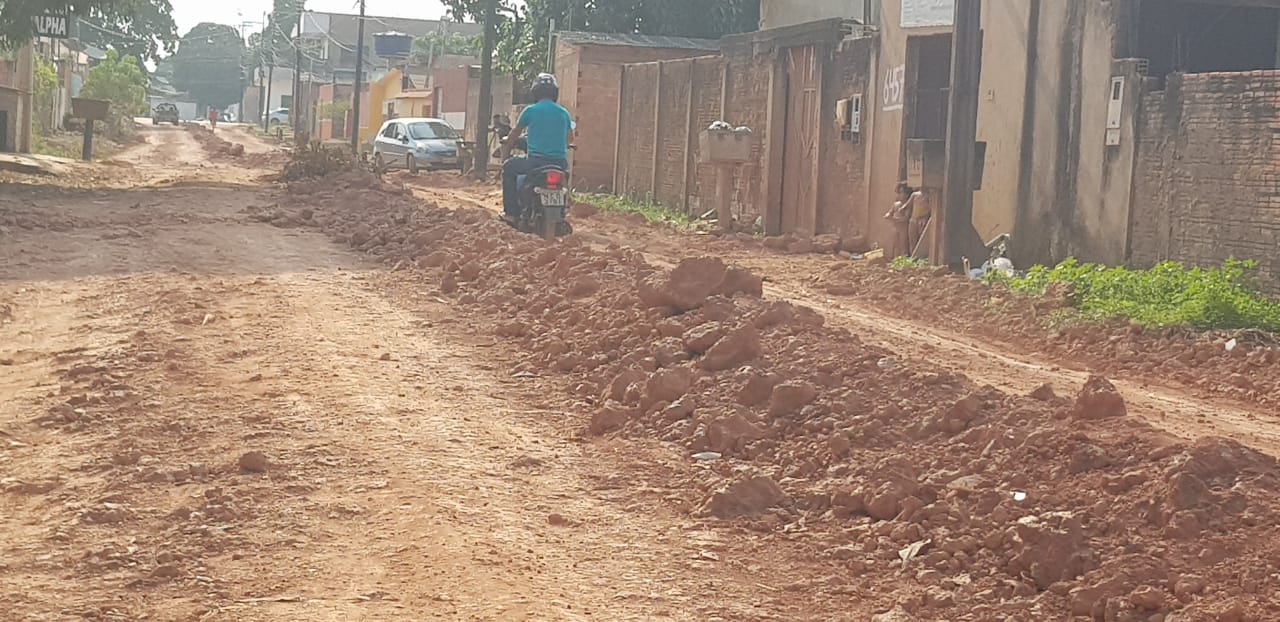 Promessa de asfalto na rua Cajueiro no bairro Castanheira em Porto Velho segue sem ser cumprida - News Rondônia