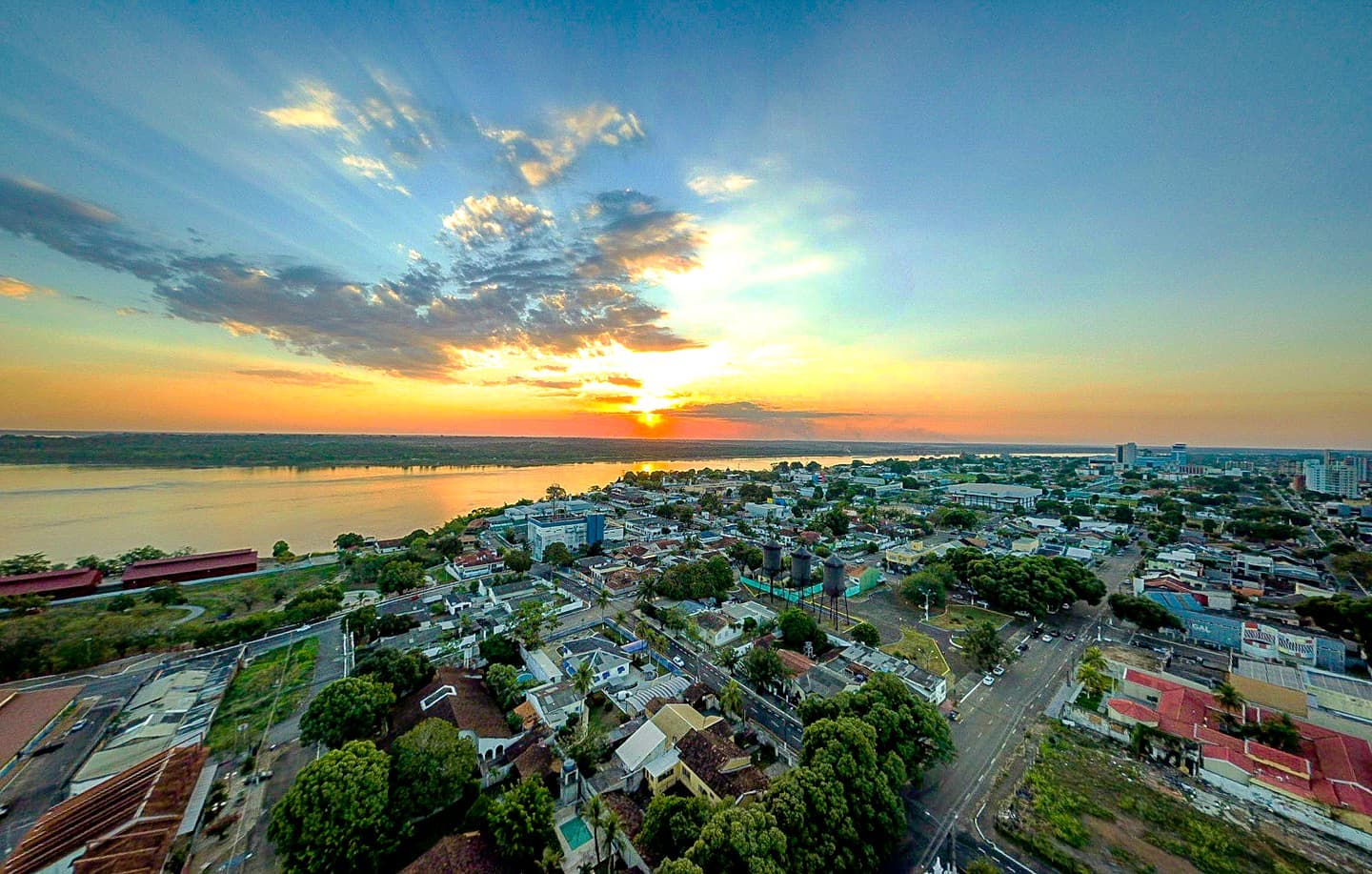 Segunda quente e com chances de temporais; alerta para chuvas fortes, principalmente nos próximos dez dias - News Rondônia