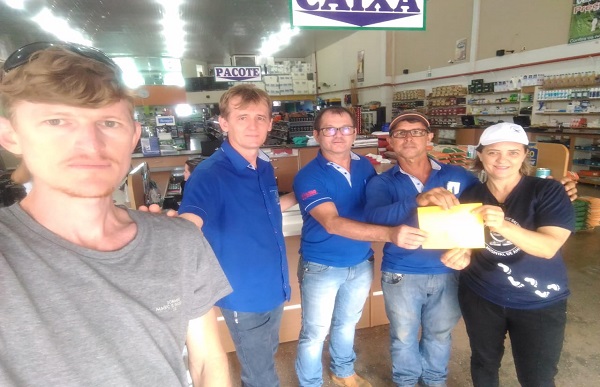 IGREJA DE ESPIGÃO DO OESTE FAZ DOAÇÃO A CAMINHADA PASSOS QUE SALVAM - News Rondônia