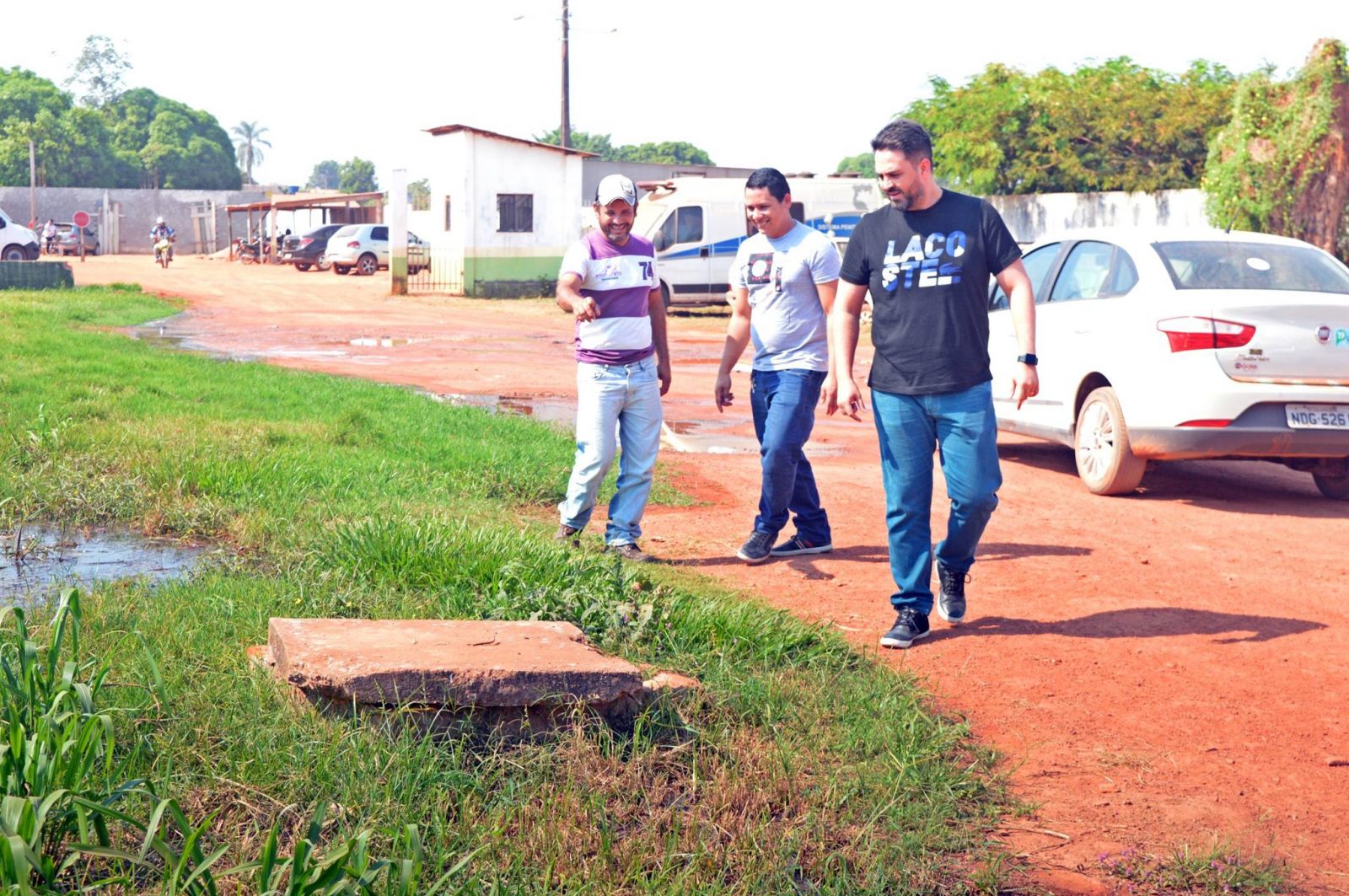 EM VISITA A GUAJARÁ-MIRIM, LÉO MORAES ACOMPANHA PEDIDO DE ESTAÇÃO DE TRATAMENTO DE ESGOTO PARA O MUNICÍPIO - News Rondônia