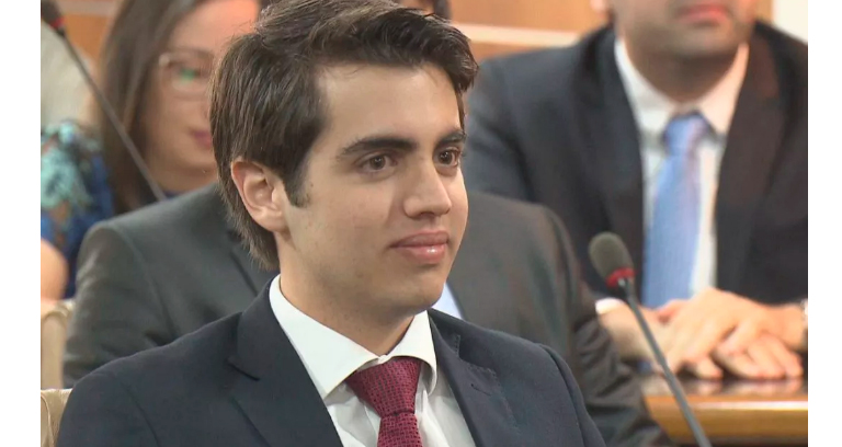 AOS 18 ANOS, ADVOGADO DE BRASÍLIA É MAIS JOVEM DO PAÍS A DEFENDER CASO NA TRIBUNA DO STF - News Rondônia