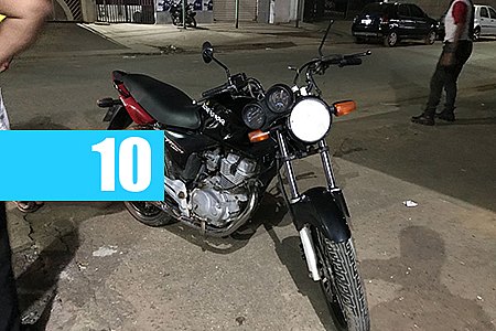 MOTOQUEIRO ATROPELA CLIENTE DE CONVENIÊNCIA E FOGE ABANDONANDO VEÍCULO NA ZONA SUL - News Rondônia
