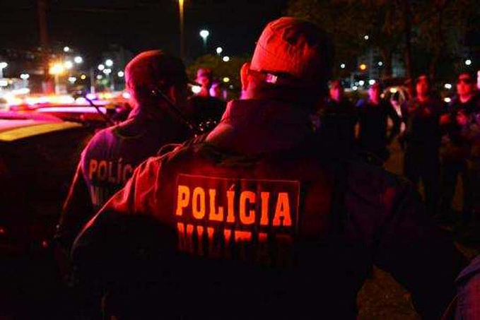 Homem faz esposa refém e morre baleado pela PM ao tentar matar vítima - News Rondônia