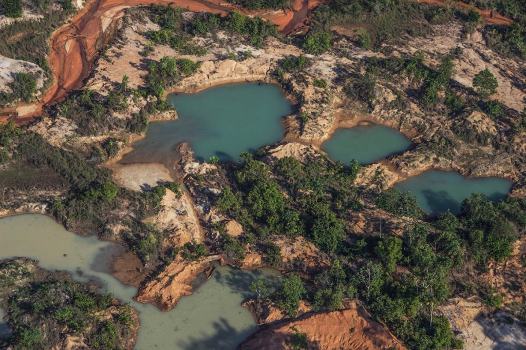 GEÓLOGO VITAL WANDERLEY TRABALHA NO DER DEPOIS DE AVENTURAS AMAZÔNICAS E DE LOCALIZAR MINÉRIO ESTRATÉGICO EM RIO CRESPO - News Rondônia