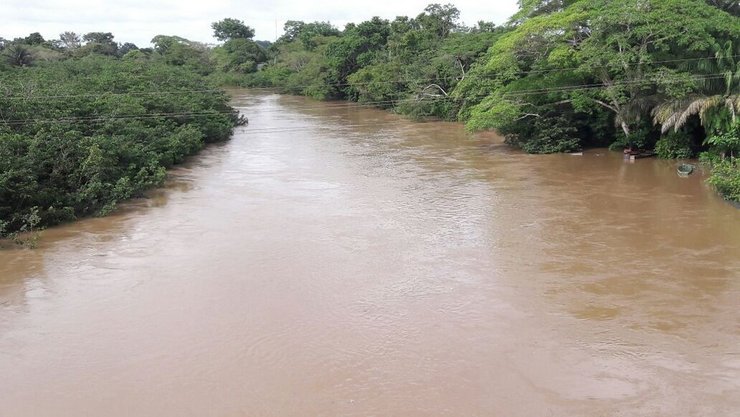RIO JARU ESTÁ COM QUASE 8 METROS ACIMA DO NÍVEL NORMAL, SEGUNDO DEFESA CIVIL - News Rondônia