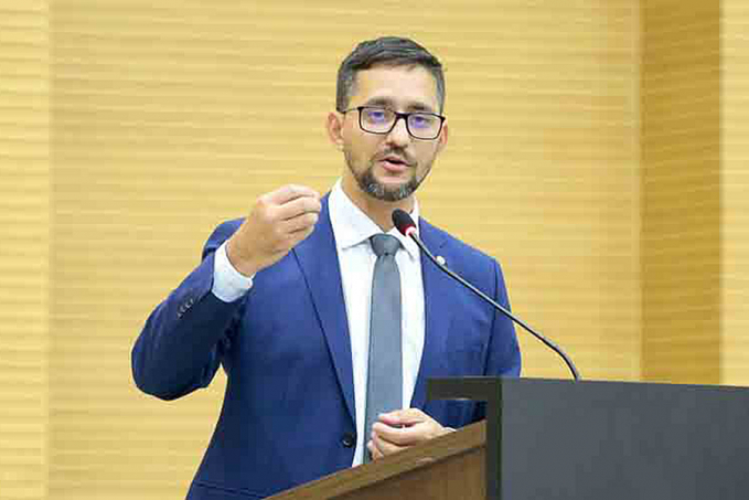 Governo atende deputado Anderson Pereira e lança edital para contratação de mais de 230 vigilantes para as escolas estaduais em RO - News Rondônia