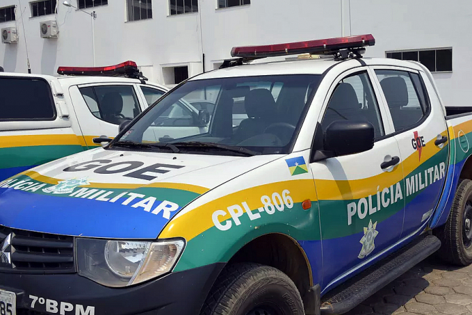 ROUBO - Crianças e idosos são mantidos reféns com arma na cabeça - News Rondônia