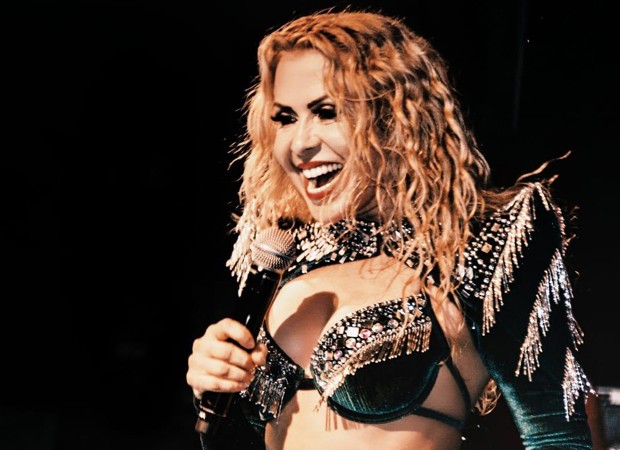 JOELMA CELEBRA SUCESSO DA CANÇÃO '18 QUILATES' COM SHOW NA BOLÍVIA: 'MUITO FELIZ' - News Rondônia
