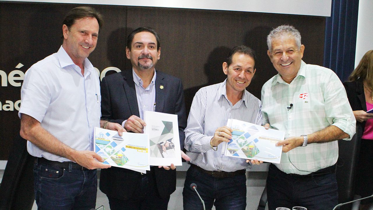FECOMÉRCIO-RO RECEBE CANDIDATOS E ENTREGA PROPOSTAS DE DESENVOLVIMENTO DO SETOR PRODUTIVO - News Rondônia