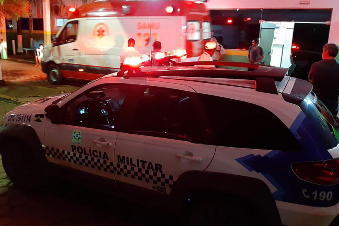 Idoso fica em estado grave após ser atacado com golpes de facão pelo atual marido de sua ex mulher - News Rondônia