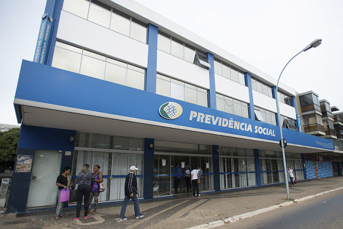 Senadores derrubam veto à suspensão de prova de vida do INSS - News Rondônia