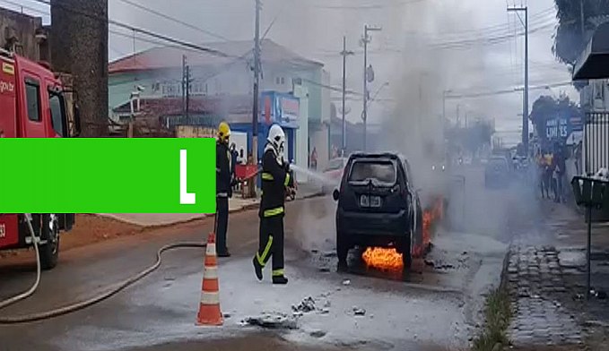 VEÍCULO É DESTRUÍDO POR INCÊNDIO NA AVENIDA BRASÍLIA, AO LADO DA SEMTRAN - VÍDEO - News Rondônia
