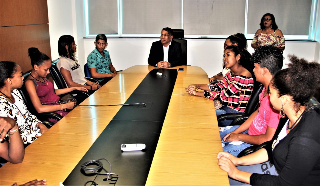 ESTUDANTES QUILOMBOLAS REALIZAM CITY TOUR EM PORTO VELHO EM ALUSÃO À SEMANA DA CONSCIÊNCIA NEGRA - News Rondônia