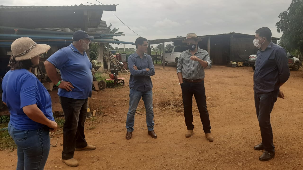 Vice-prefeito de Cacoal, Cássio Gois busca projetos para implementar na agricultura de Cacoal - News Rondônia