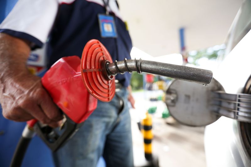 PETROBRAS ELEVA GASOLINA EM 2 CENTAVOS; DIESEL PERMANECE INALTERADO - News Rondônia