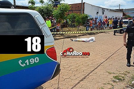 HOMEM É MORTO PELO PRÓPRIO 'AMIGO' QUANDO CAMINHAVAM PELA RUA K-03, EM JI-PARANÁ - VEJA O VIDEO - News Rondônia