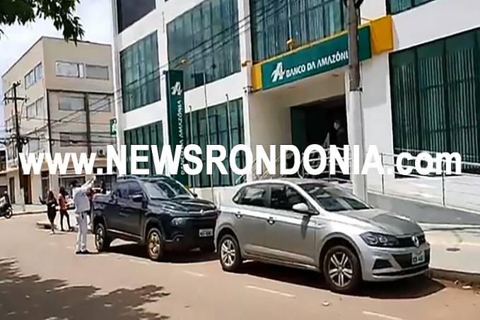 URGENTE: Criminosos atacam cliente na porta de banco e levam grande quantia em dinheiro - News Rondônia