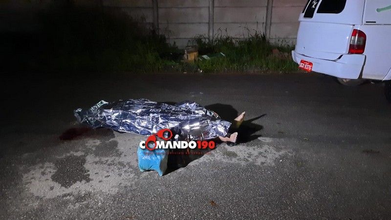 IMAGENS FORTES - Travesti é encontrado morto a pauladas em Rondônia - News Rondônia