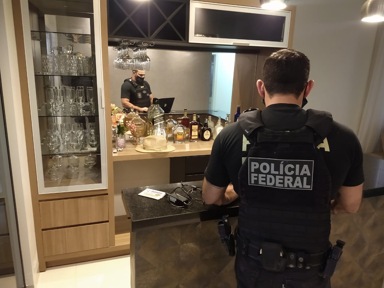 URGENTE - PF cumpre 47 mandados e bloqueia R$ 126 milhões de organização criminosa - News Rondônia