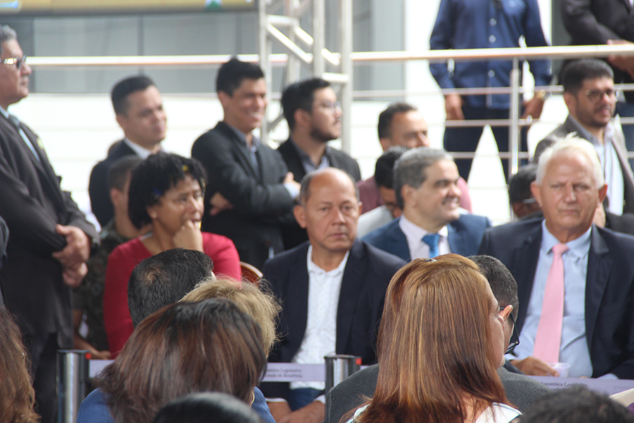 DEP. FEDERAL ELEITO CORONEL CHRISOSTOMO PARTICIPA DA INAUGURAÇÃO DE NOVO PRÉDIO DA ALE, E FALA DAS AÇÕES JÁ INICIADAS - News Rondônia