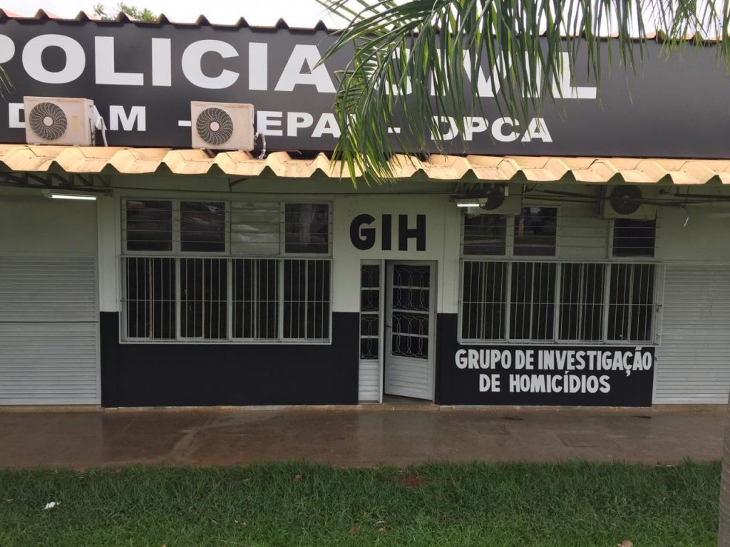 JOVEM É MORTA A TIROS DENTRO DE CASA, EM SENADOR CANEDO - News Rondônia