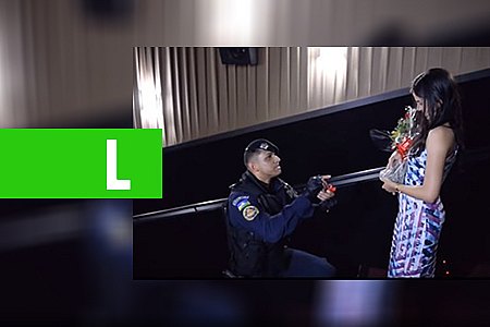POLICIAL MILITAR DE MONTE NEGRO FAZ PEDIDO DE CASAMENTO EM CINEMA DE ARIQUEMES - VÍDEO - News Rondônia