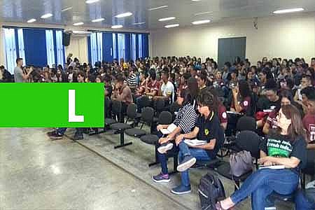REPLETO DE DICAS E MACETES, ESTUDANTES DE PRESIDENTE MÉDICI ABSORVEM E ELOGIAM CONTEÚDO DO AULÃO REALIZADO EM JI-PARANÁ - News Rondônia