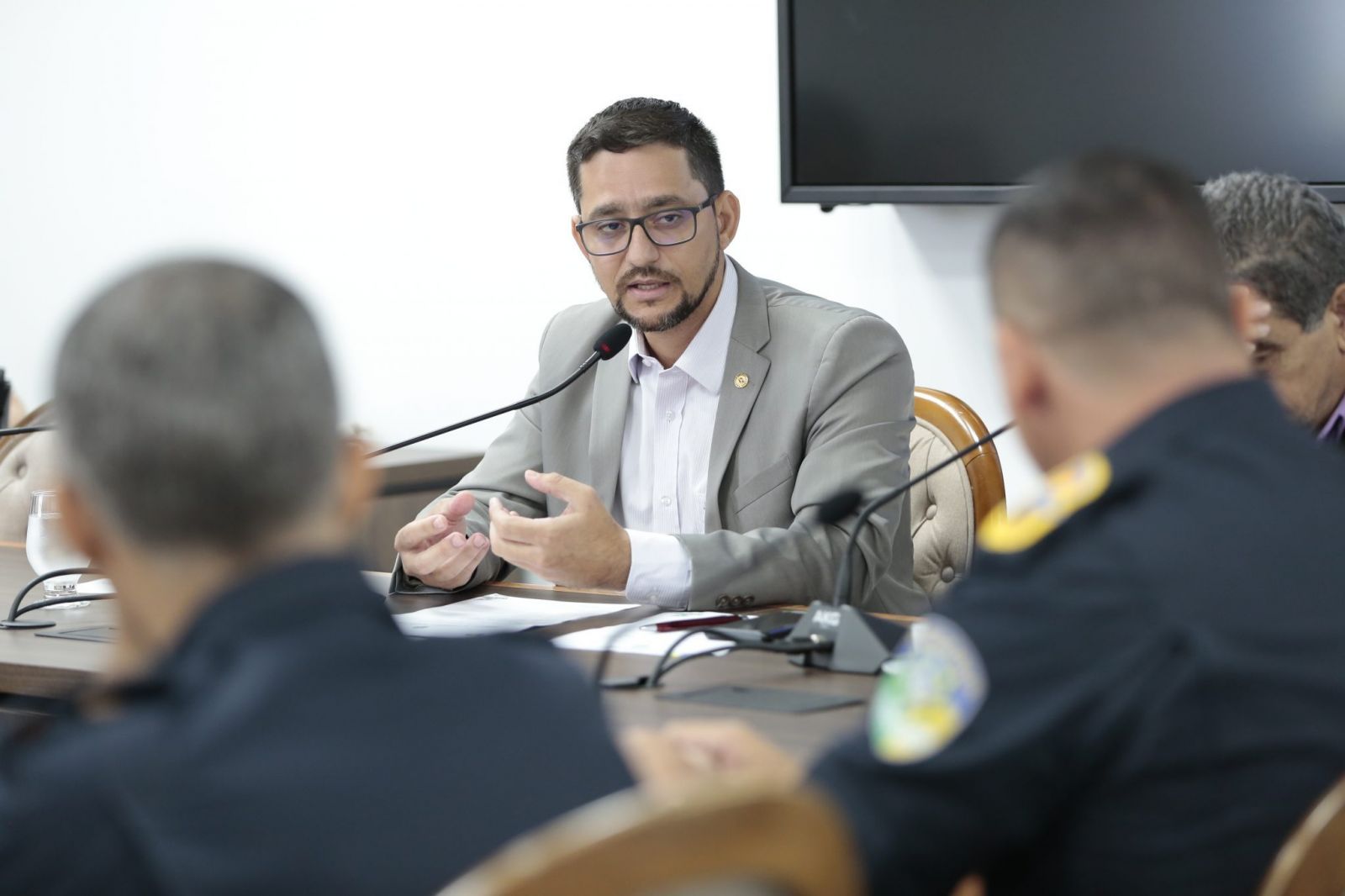 Moradores do Arigolândia clamam por segurança e deputado Anderson intercede junto a SESDEC por policiamento - News Rondônia